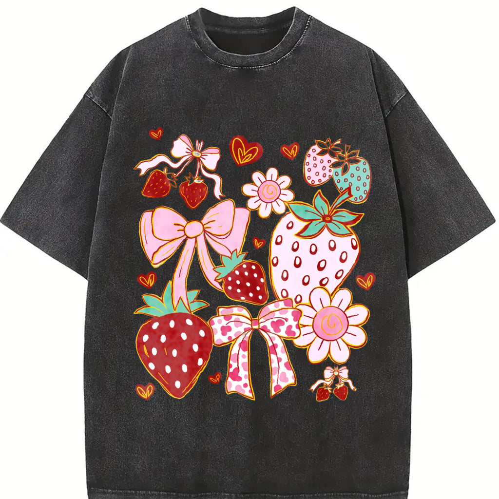 Boho Strawberry Coquette Tshirt, Preppy Strawberries Shirt, Strawberry Festival Tee, Summer T-Shirt, Floral Stawberry, Boho Top Womenswear