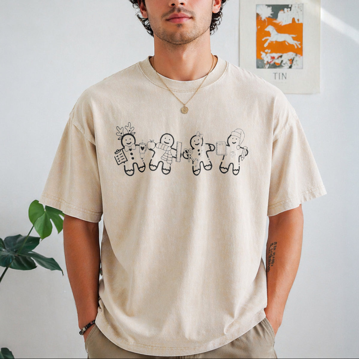 Gingerbread Teacher Christmas Vintage Washed T-Shirt - Beige
