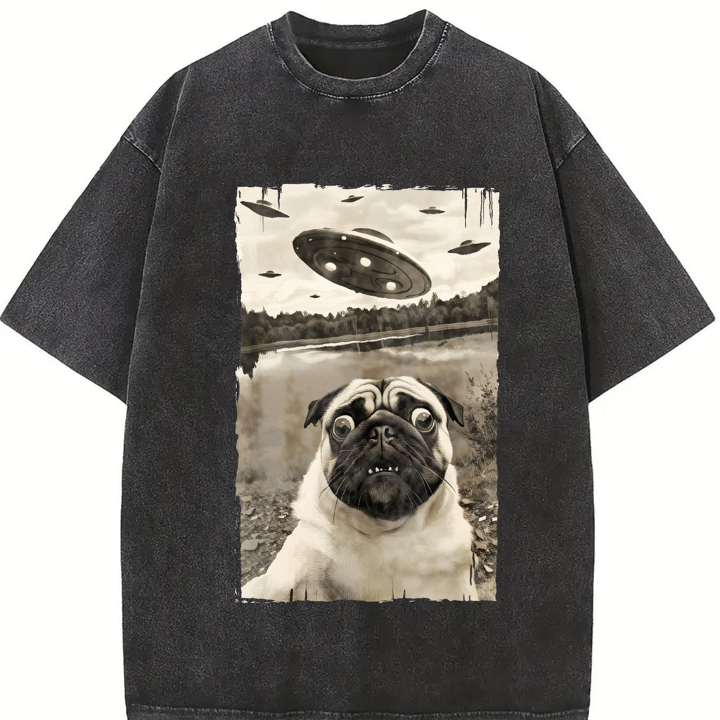 100% Cotton Unisex Vintage Pug UFO Encounters - Funny UFO and Pug Selfie T-Shirt Casual Top