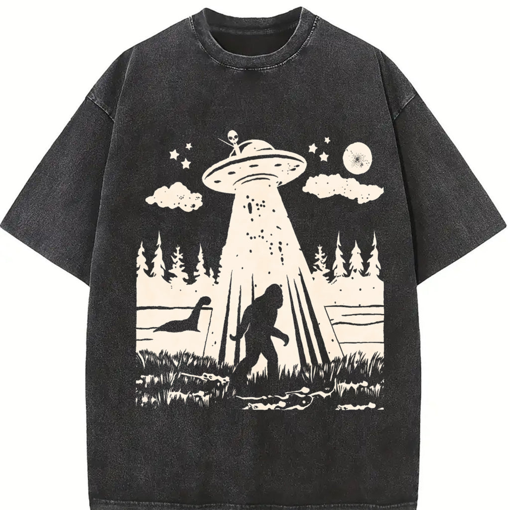 Bigfoot Ufo Retro 90s Shirt, Sasquatch Tee, Funny Bigfoot Tee, Hiking, Yeti, Monster, Alien, Cool Unisex Shirt
